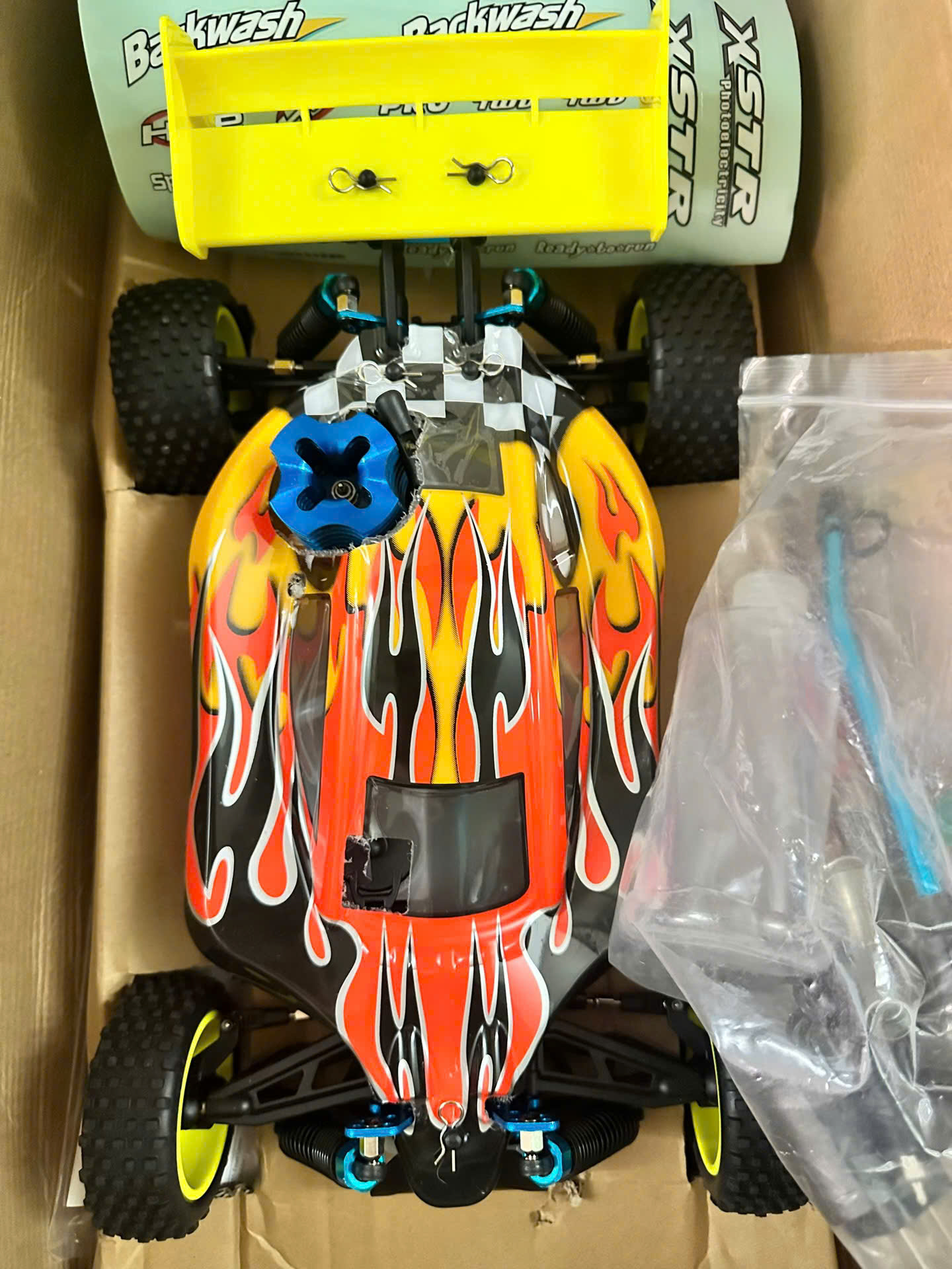 Xe RC nitro buggy mới tại xưởng RC Vietnam Hobby